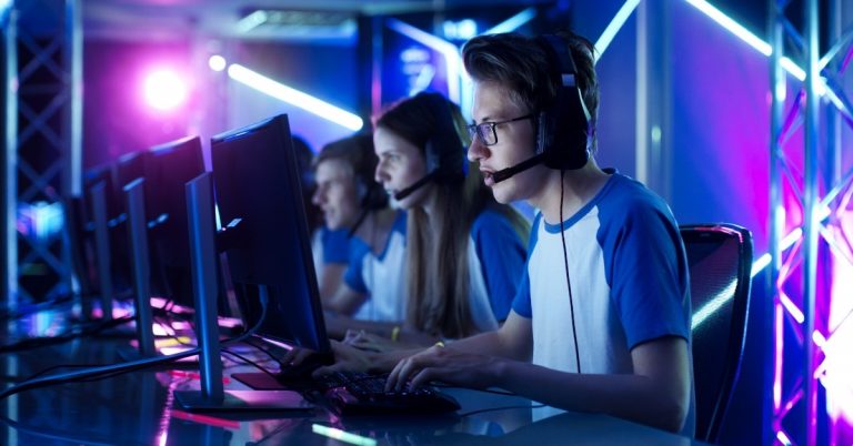 Leveling Up Academic Life Through High School Esports